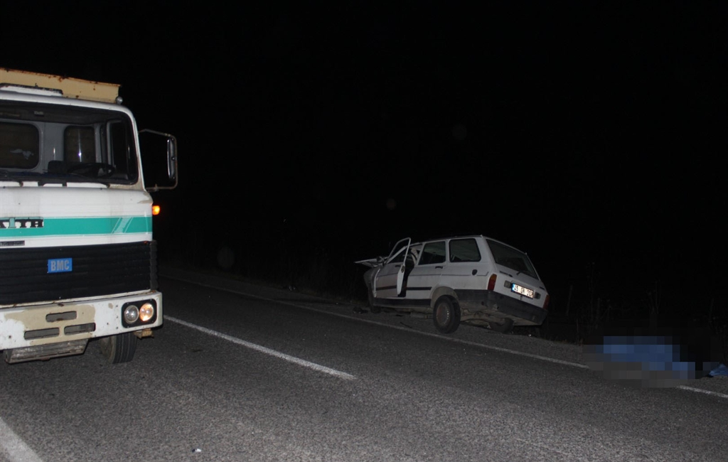 Salihli’de Trafik Kazası: 1 Ölü, 3 Yaralı!