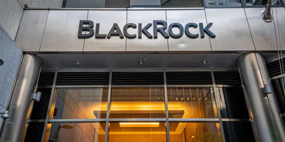 BlackRock’ın Bitcoin ETF’i 700 Bin sınırını aştı!